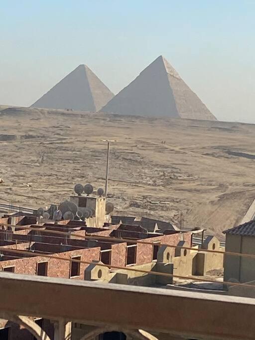 Royal Pyramids Palace Residence Il Il Cairo Esterno foto