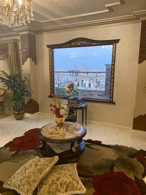 Royal Pyramids Palace Residence Il Il Cairo Esterno foto