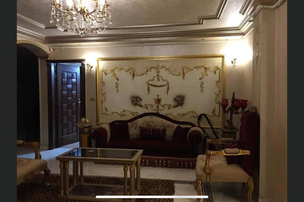 Royal Pyramids Palace Residence Il Il Cairo Esterno foto
